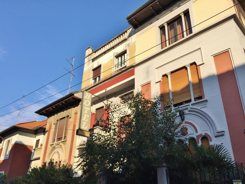 Hotel Ambra Milano Exterior foto